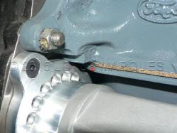 Cylinder block to vernier plate clearance