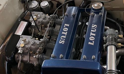 cam-cover-and-original-oil-filler-cap1r